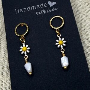 Gold and White Daisy Drop Earrings
